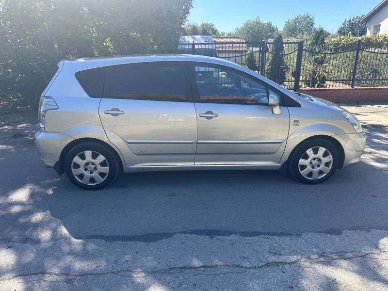 Toyota Corolla verso 2.0 D4D 116к.с, снимка 7 - Автомобили и джипове - 47453540