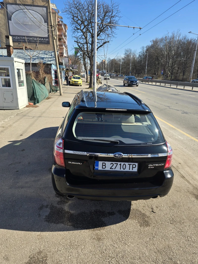 Subaru Outback, снимка 13 - Автомобили и джипове - 49419429