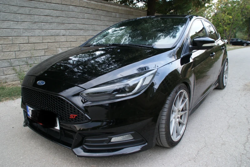 Ford Focus ST, снимка 4 - Автомобили и джипове - 51716353