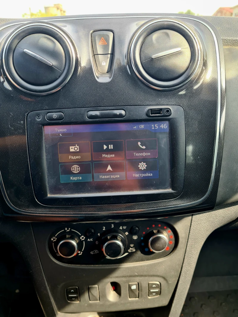 Dacia Logan 1.5 DCI 90 к.с., снимка 8 - Автомобили и джипове - 52181973