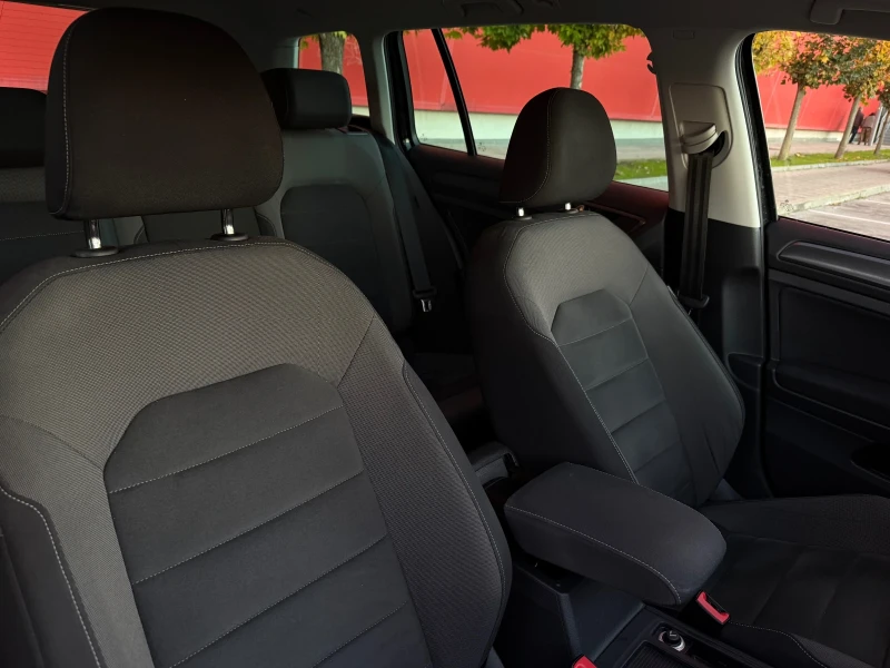 VW Golf, снимка 11 - Автомобили и джипове - 52268548