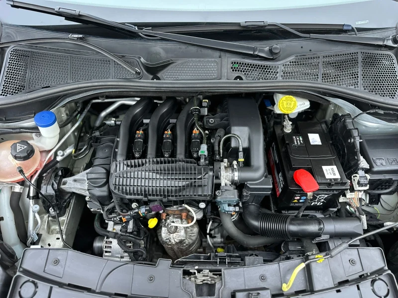 Citroen C4 Cactus 1.2 NAVI КАМЕРА, снимка 16 - Автомобили и джипове - 52881747