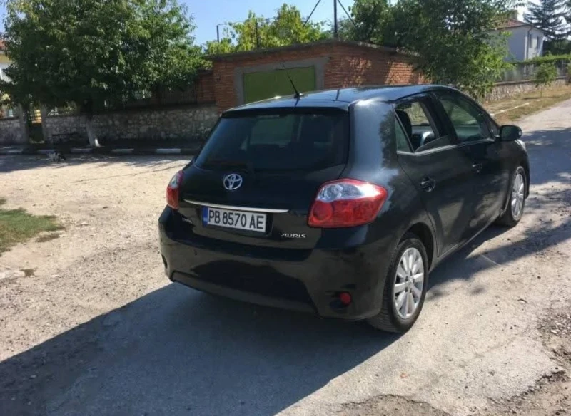 Toyota Auris, снимка 3 - Автомобили и джипове - 52961217