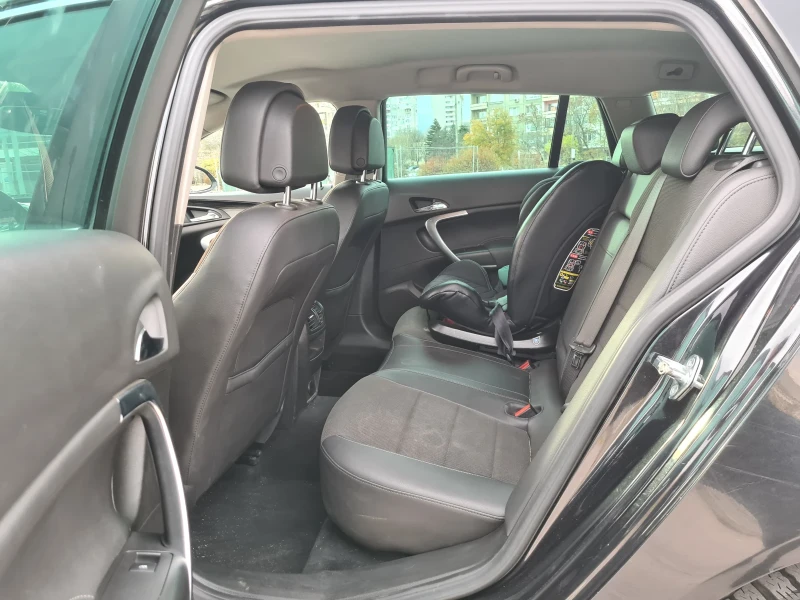 Opel Insignia 2.0 CDTI/131к.с/6ск/EURO 5, снимка 10 - Автомобили и джипове - 53038042