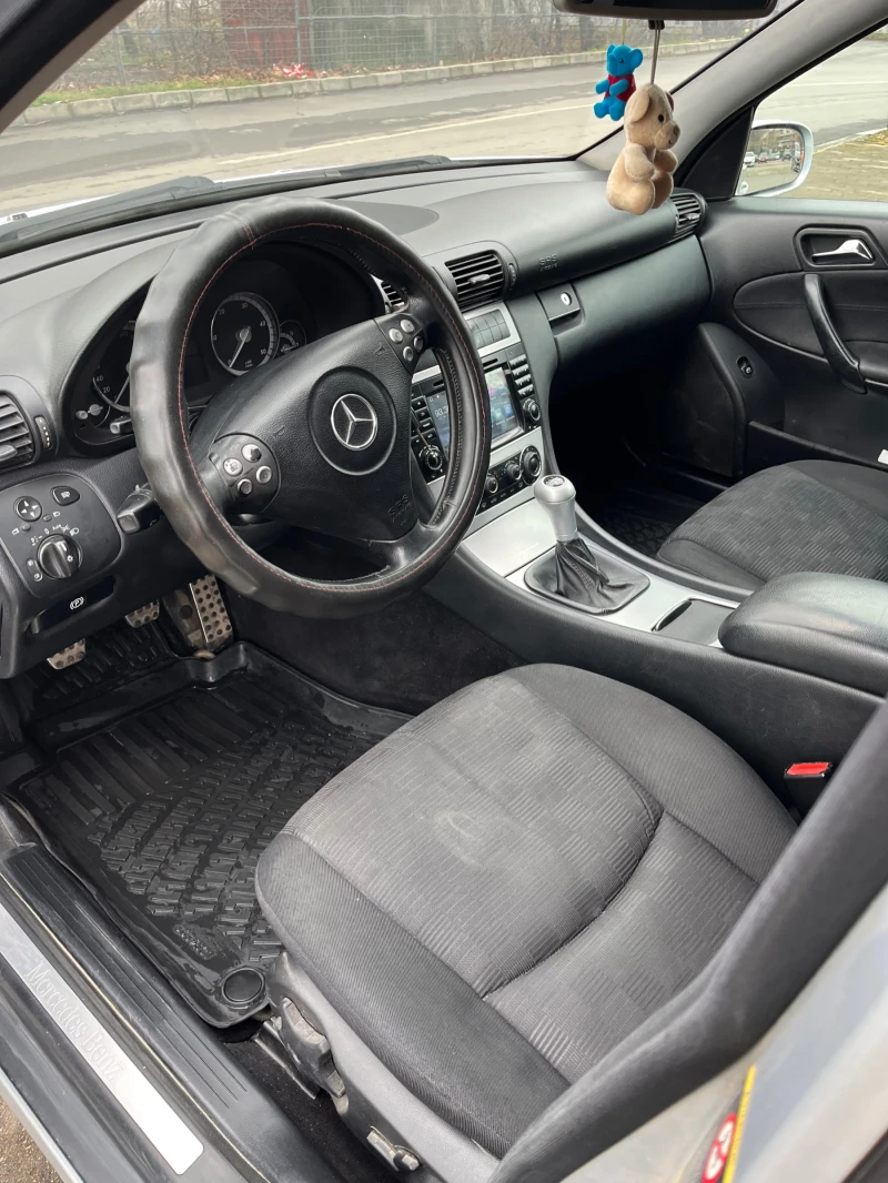 Mercedes-Benz C 220 FACELIFT , AMG Пакет , снимка 6 - Автомобили и джипове - 53211787