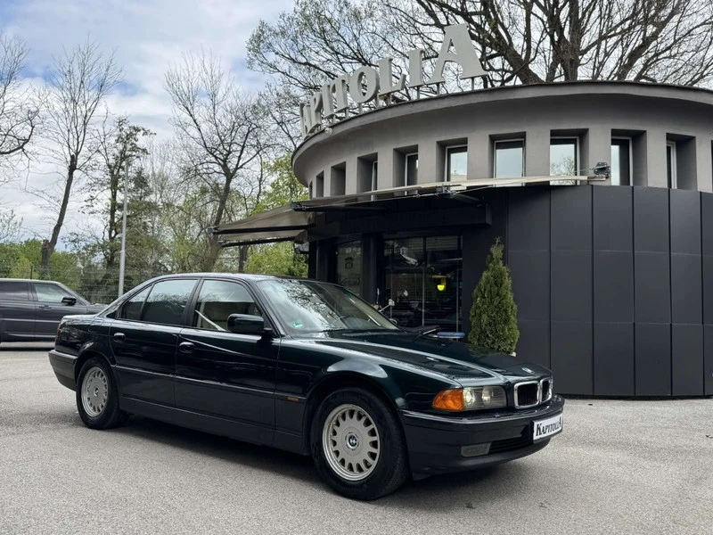 BMW 740