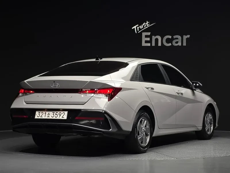 Hyundai Elantra AVANTE 1.6 LPI/ФАБРИЧНА ГАЗ/ПАРКТРОНИК/КАМЕРА/
