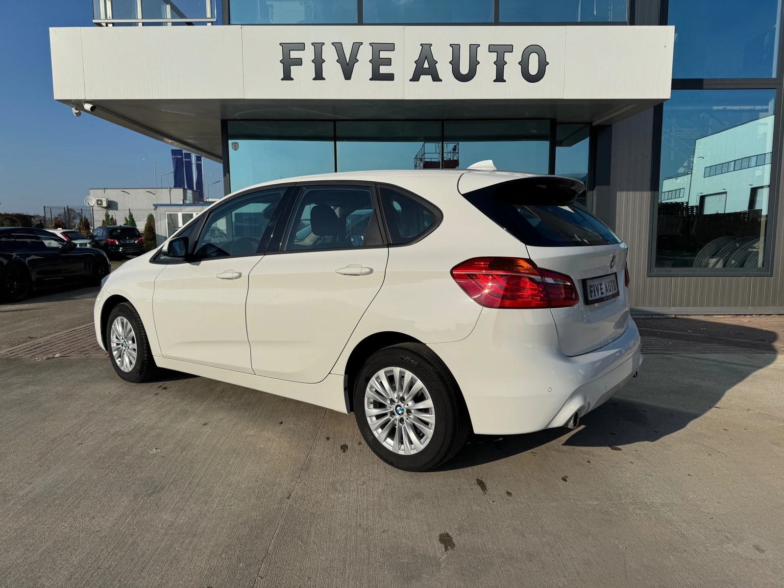 BMW 218 d Active Tourer / 135 900 км. - изображение 7