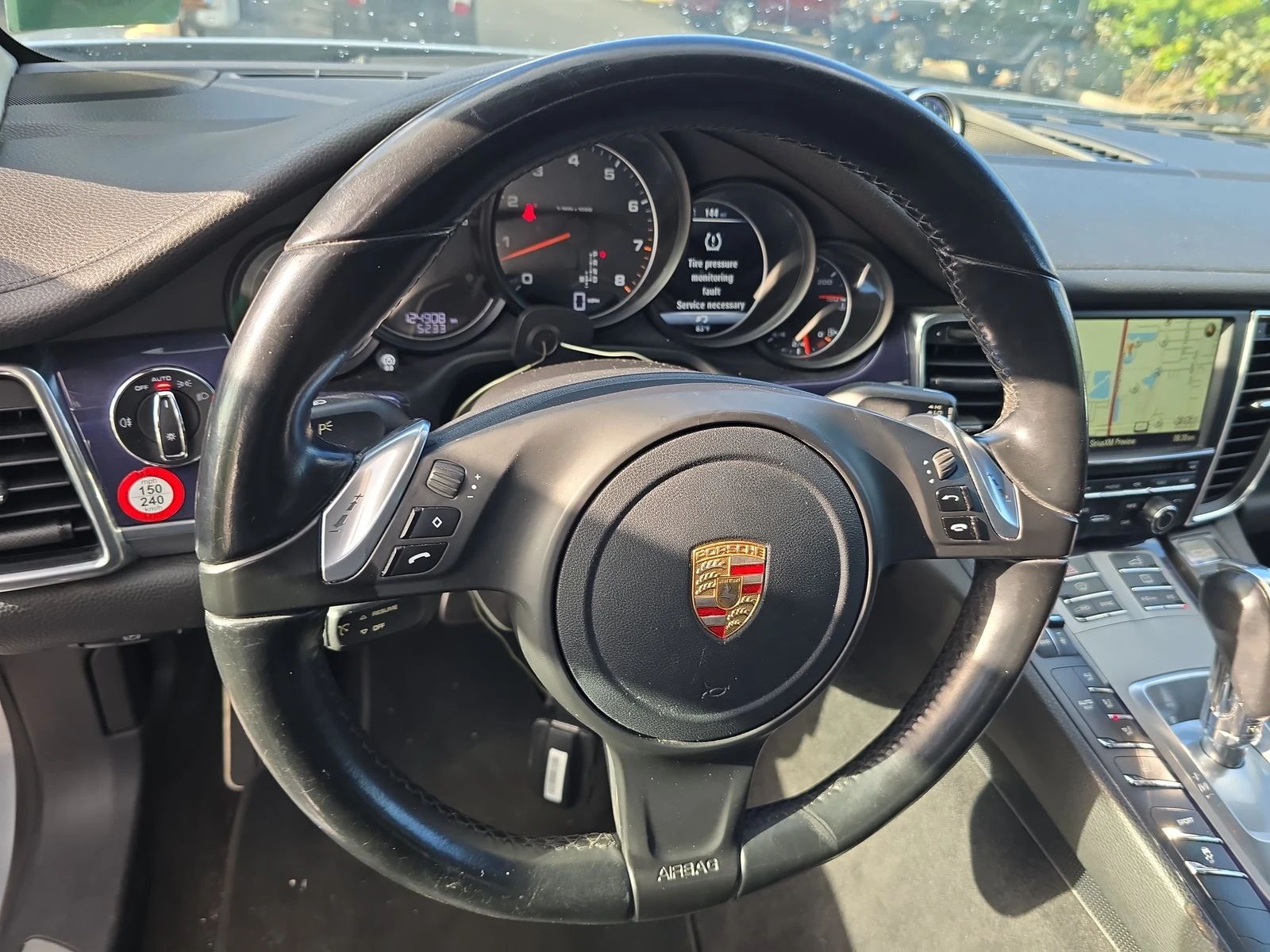Porsche Panamera BI-Xenon* Bose* Дистроник* Подгрев* Memory*  - изображение 7