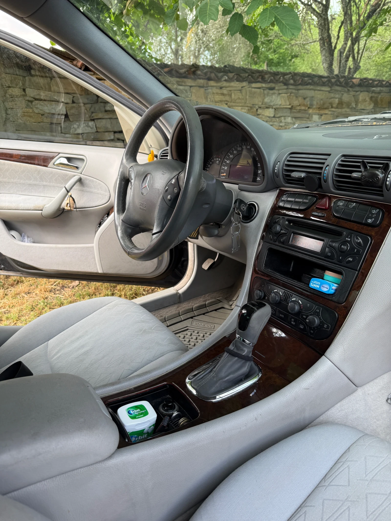 Mercedes-Benz C 180  - изображение 3