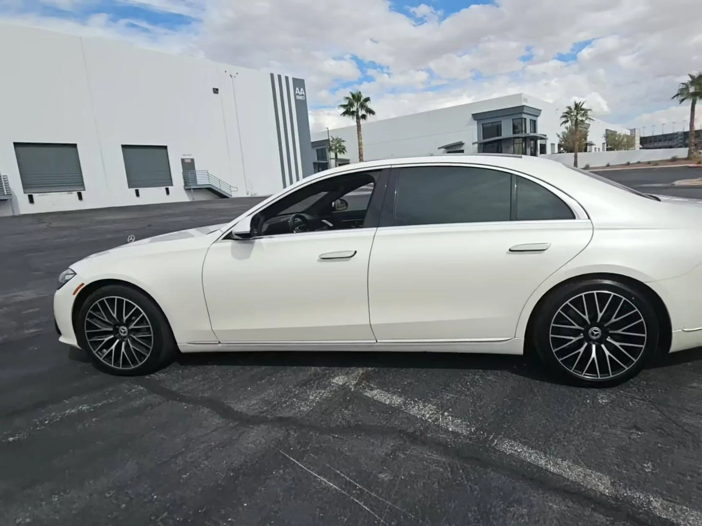 Mercedes-Benz S 580 DESIGNO* BURMASTER* DISTRONIK* МАСАЖ* ОБДУХ* ПАНО* - изображение 4