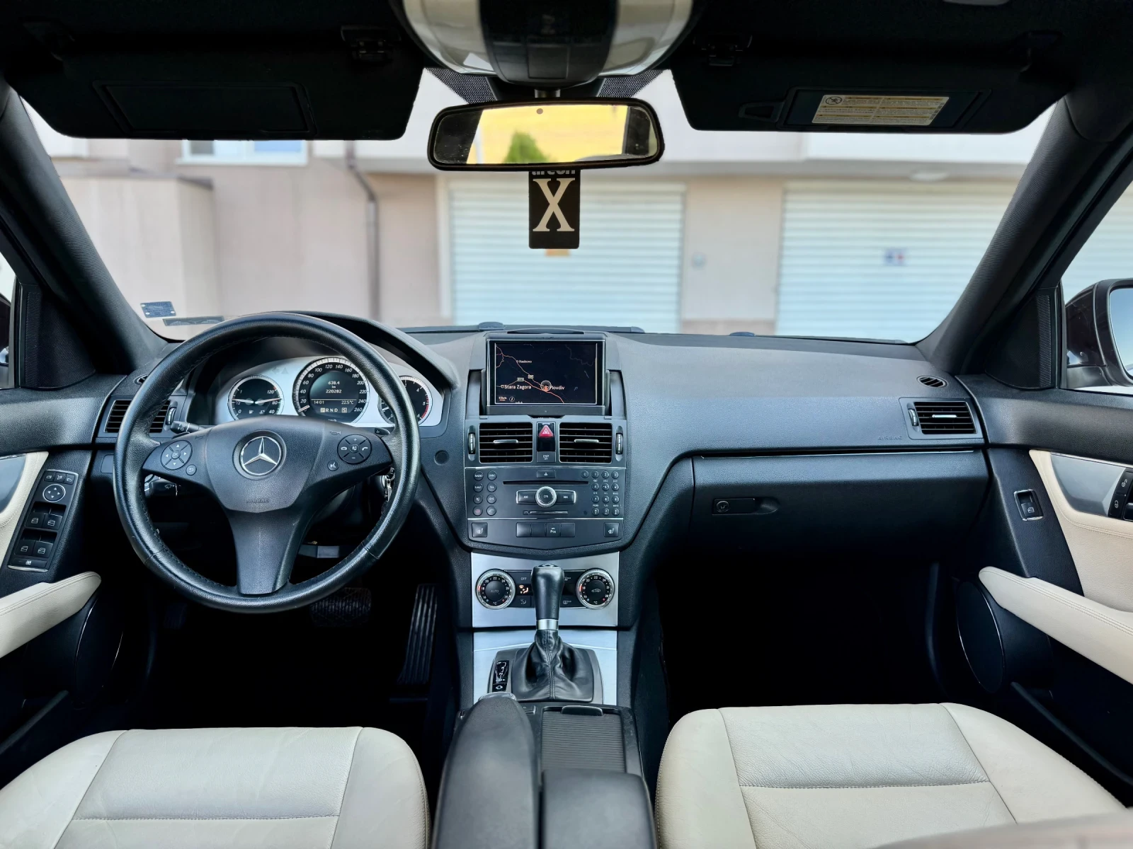 Mercedes-Benz C 320  4MATIC FULL AMG PACK - изображение 8