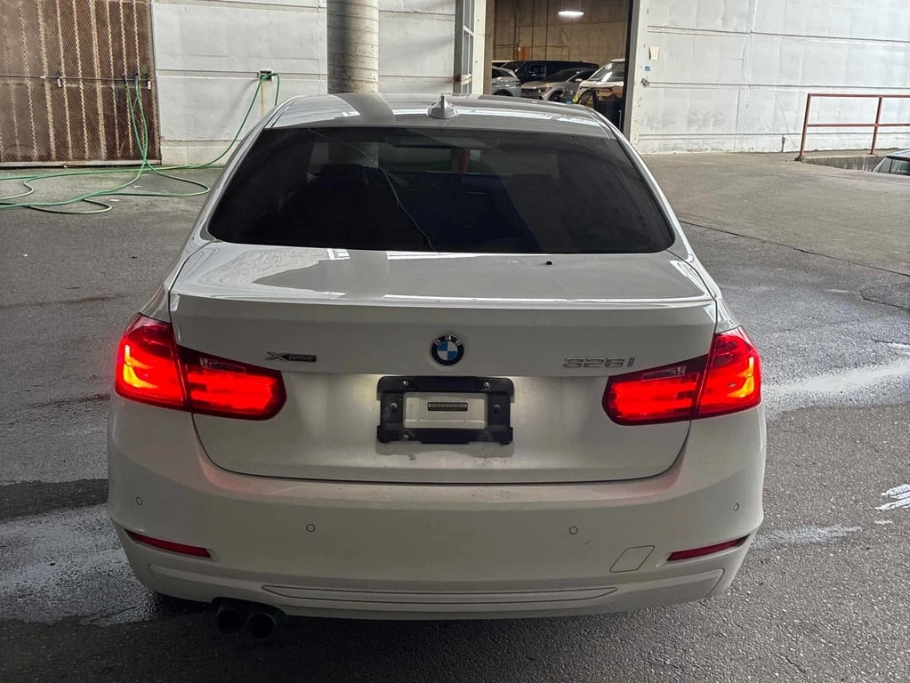 BMW 328 * 328i xDrive * CARFAX *    | Mobile.bg   4