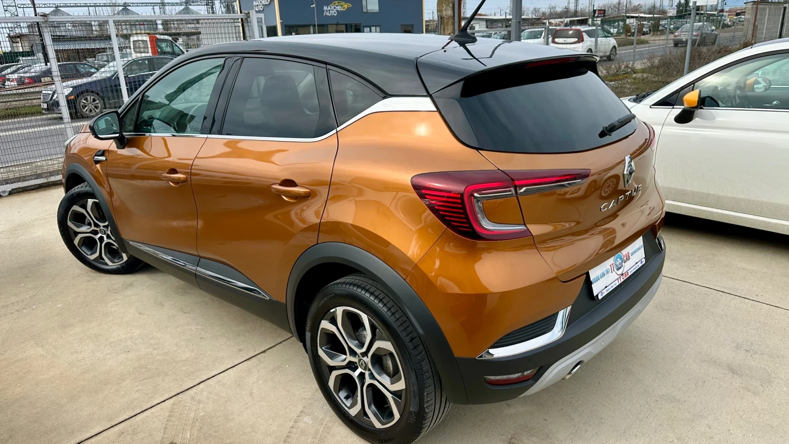 Renault Captur 1.5dci FULL LED Digital EURO 6W ЛИЗИНГ! - изображение 4