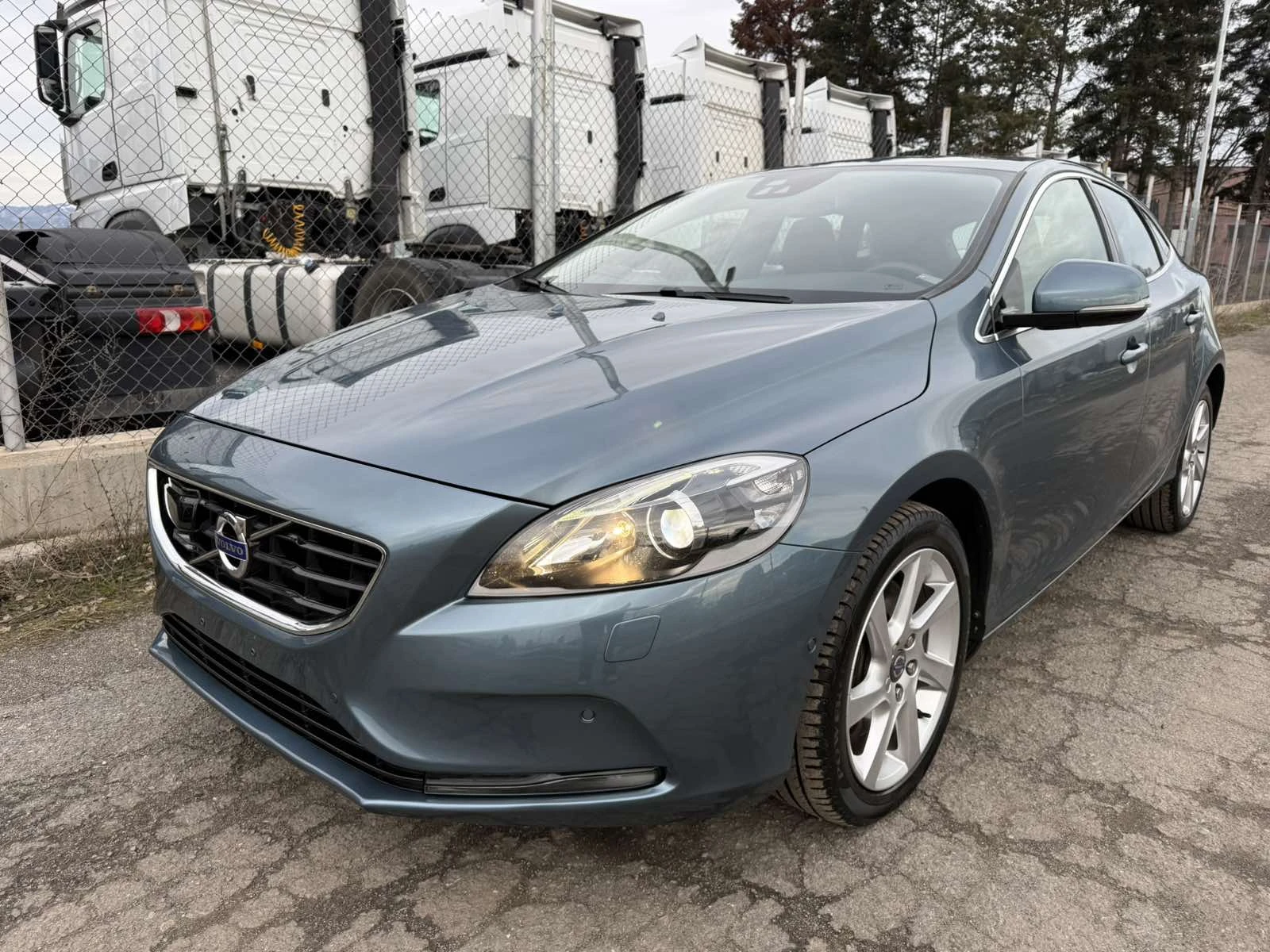 Volvo V40 T5-2.5T FULL  ��������� 120�.�� ���� ���� | Mobile.bg � ����������� 1