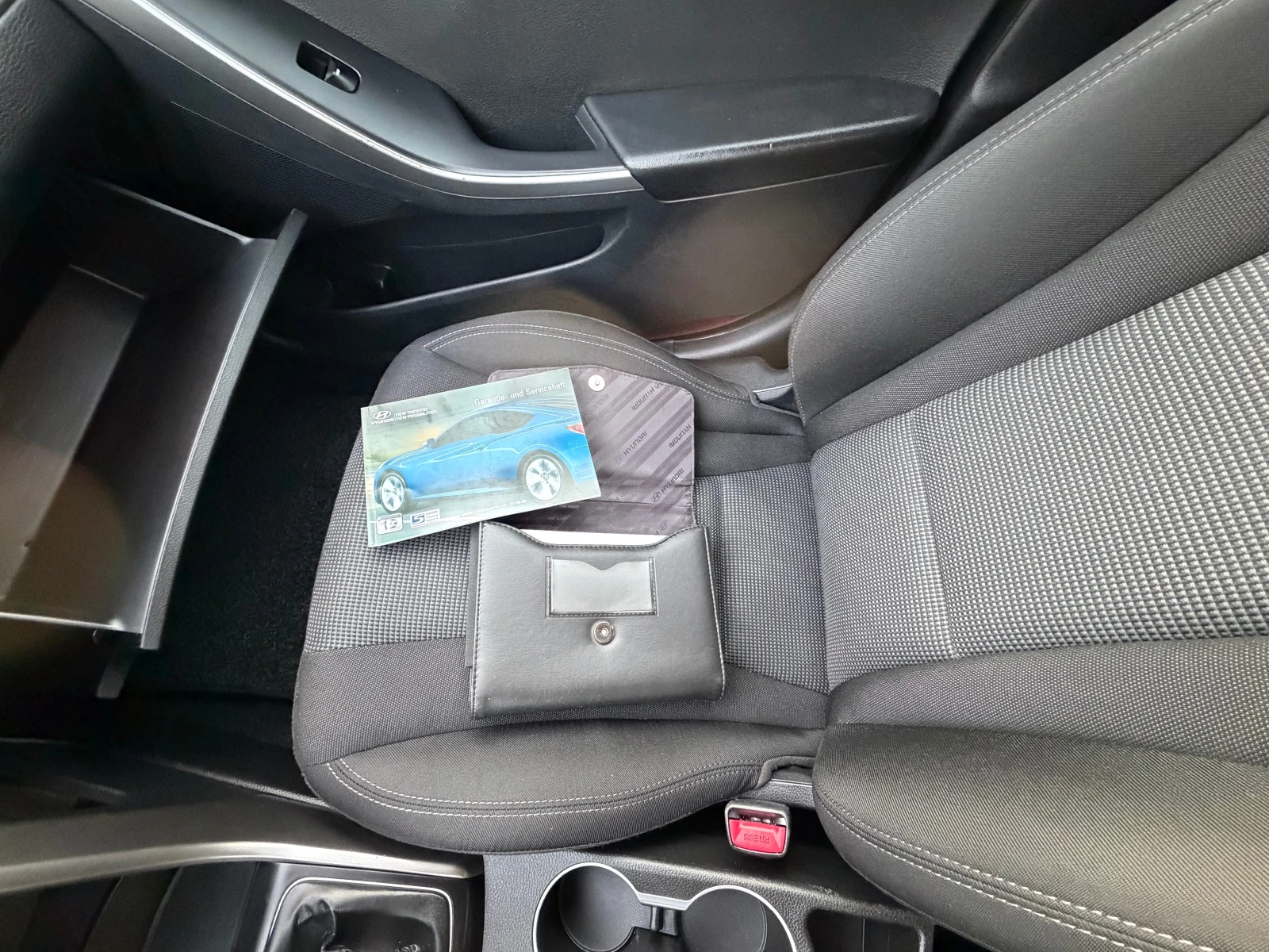 Hyundai I30 1.4BENZIN* KLIMA* EVRO5, снимка 15 - Автомобили и джипове - 53738139