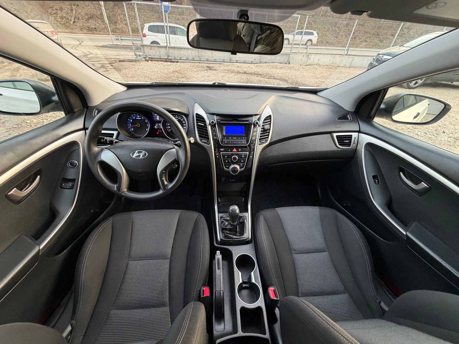 Hyundai I30 1.4BENZIN* KLIMA* EVRO5, снимка 12 - Автомобили и джипове - 53738139