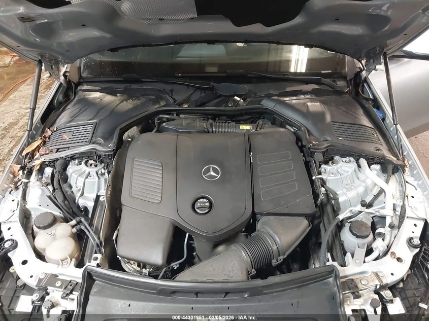 Mercedes-Benz C 300 2l Sedan, снимка 10 - Автомобили и джипове - 53958418