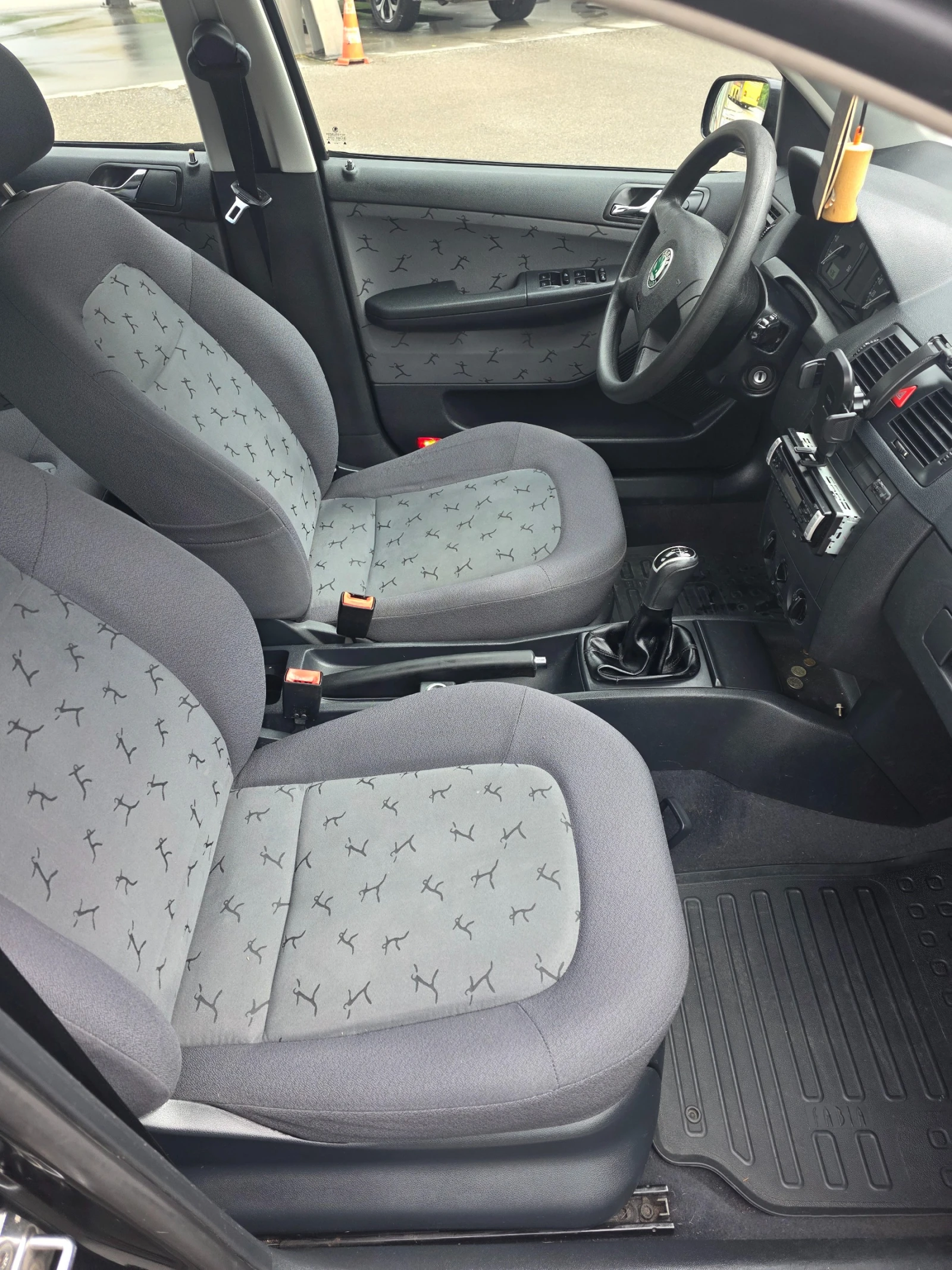 Skoda Fabia  ELEGANS 1.9TDI 101k.c., снимка 8 - Автомобили и джипове - 54582961