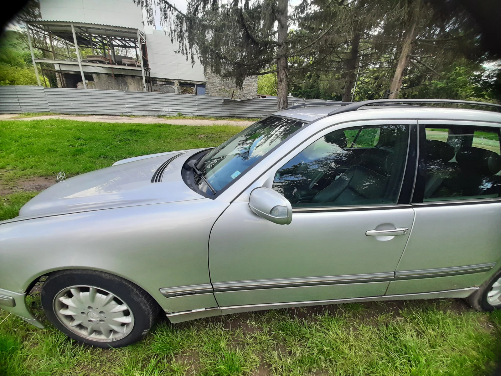 Mercedes-Benz E 320, снимка 9 - Автомобили и джипове - 54662101