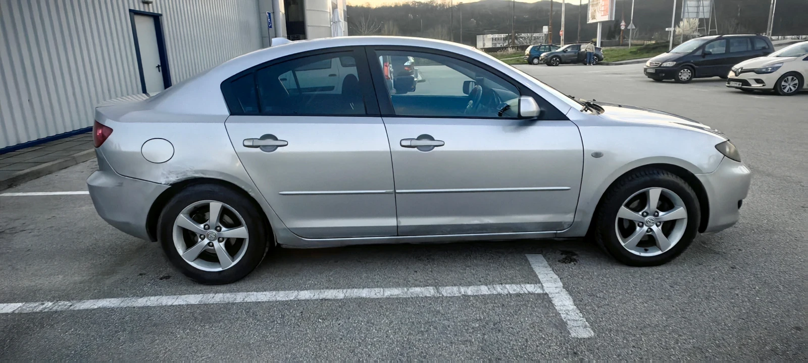 Mazda 3 1.6 HDI, снимка 4 - Автомобили и джипове - 54917812