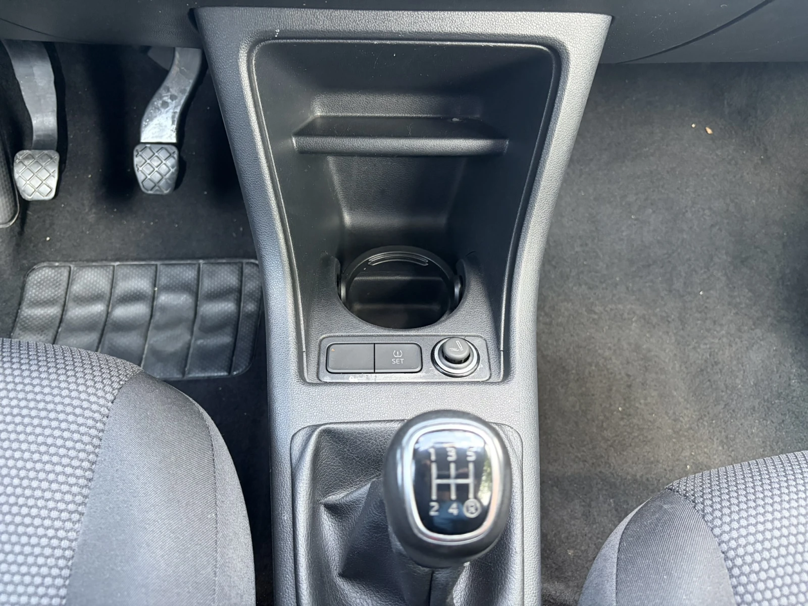 Skoda Citigo 1.0 MPI 75hp, снимка 11 - Автомобили и джипове - 54957867