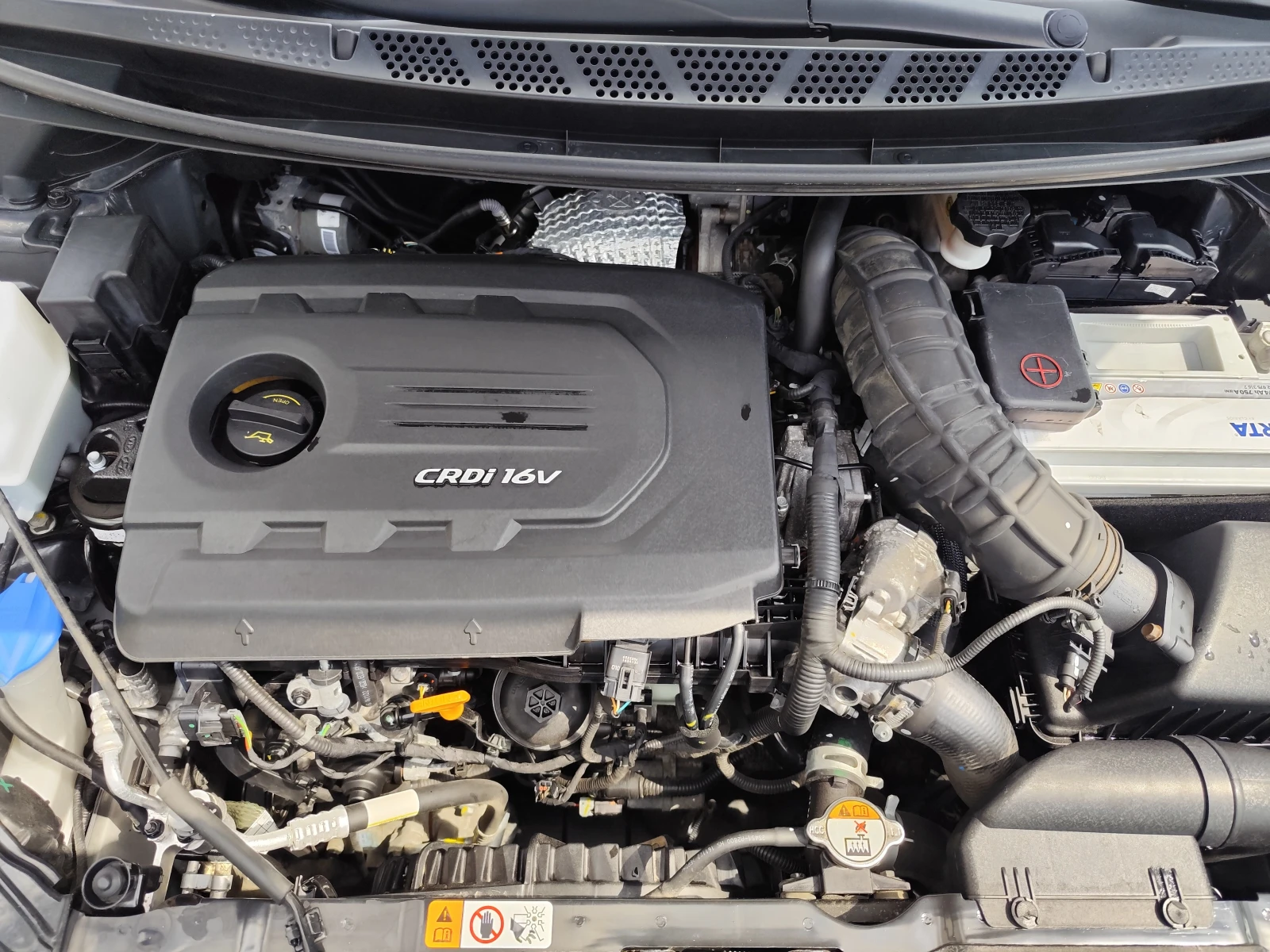 Kia Ceed 1.6CRDi* АВТОМАТИК* LED/XENON* NAVI* CAMERA* EU6B*, снимка 16 - Автомобили и джипове - 55653871