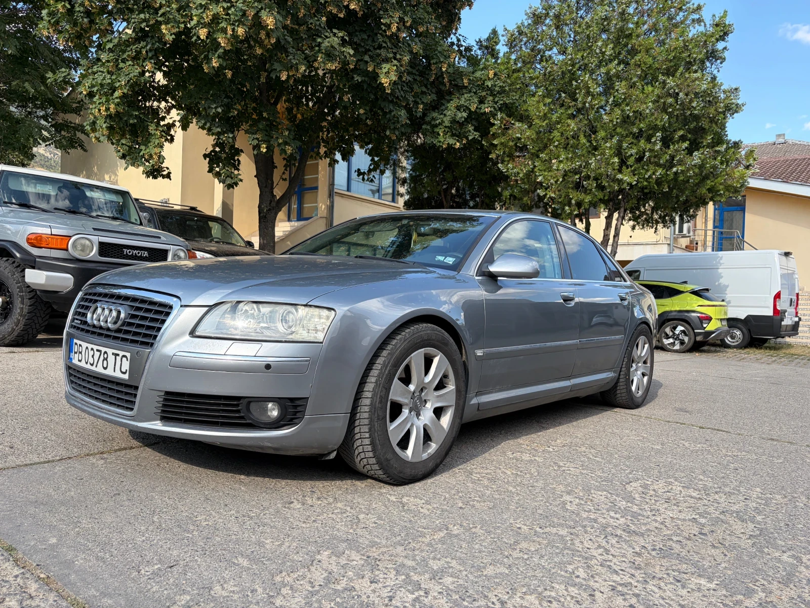 Audi A8