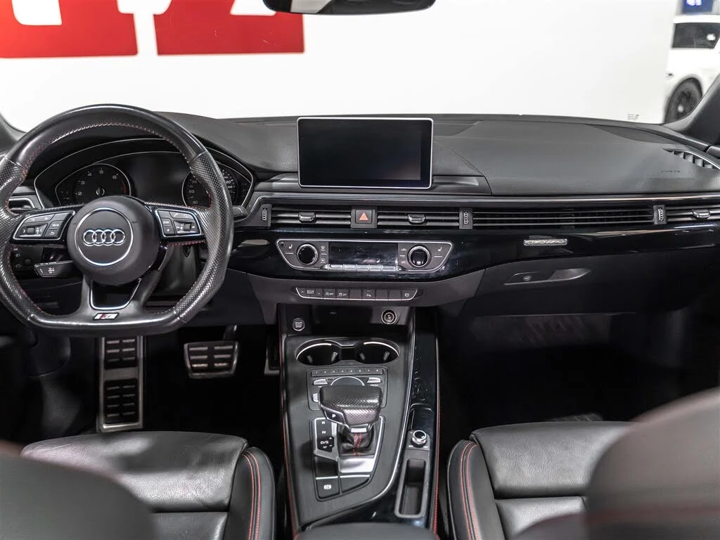 Audi A4 Quattro Progressiv 45 TFSI, снимка 9 - Автомобили и джипове - 55670481