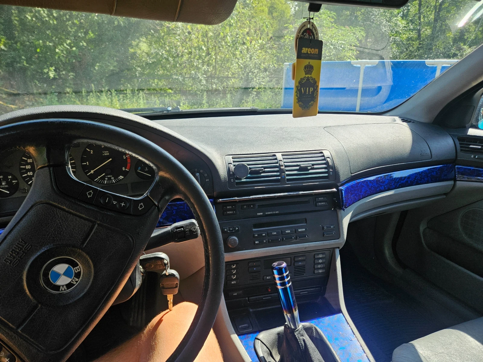 BMW 525, снимка 8 - Автомобили и джипове - 56068355