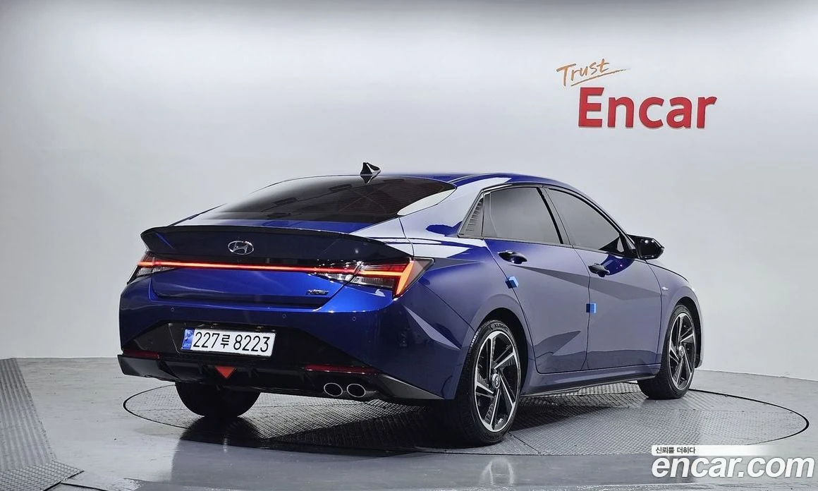 Hyundai Elantra 1.6 Turbo N Line Sport, снимка 2 - Автомобили и джипове - 56155683