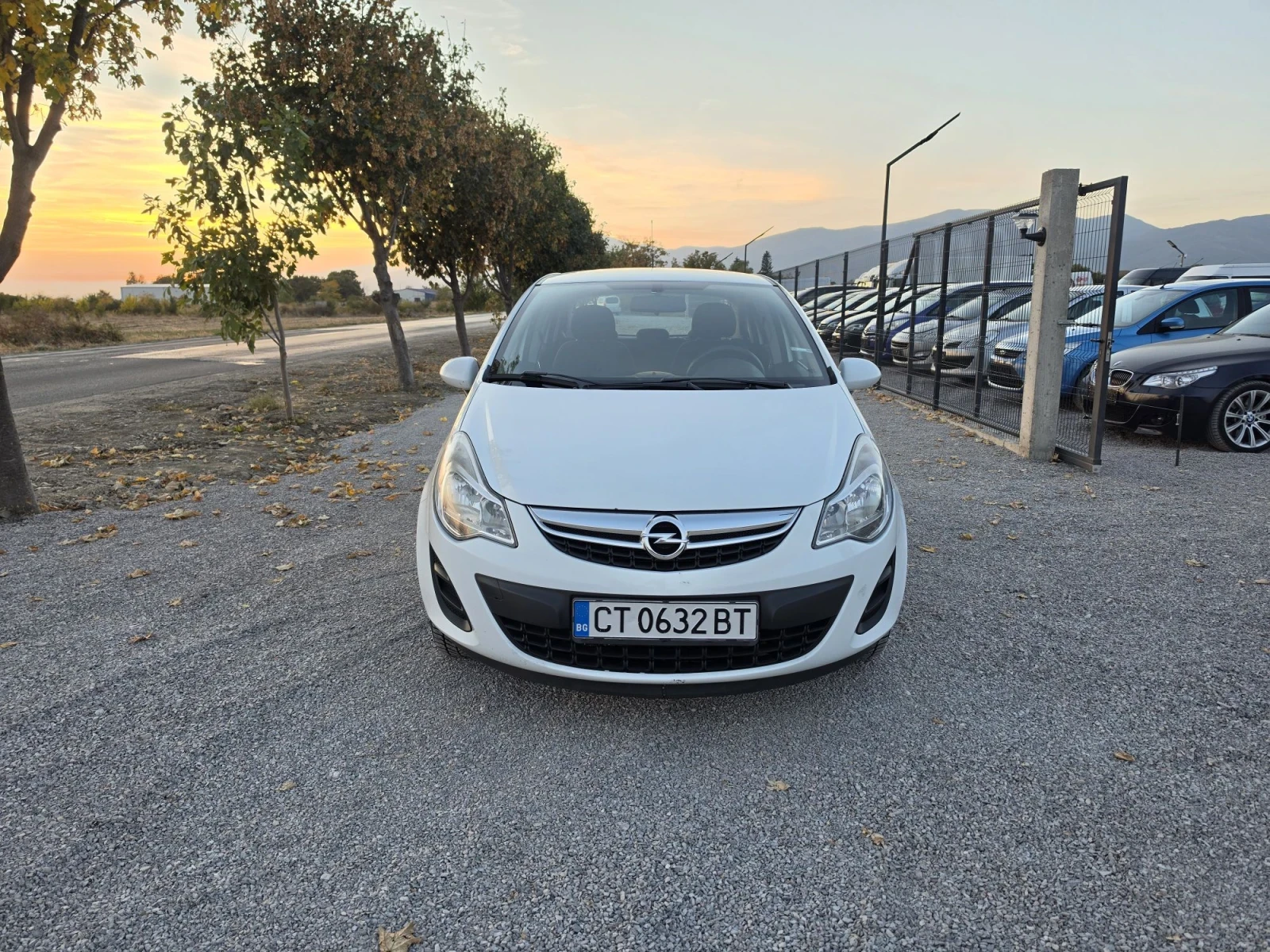Opel Corsa 1.2 i EVRO 5 FACE-LIFT  | Mobile.bg � ����������� 2