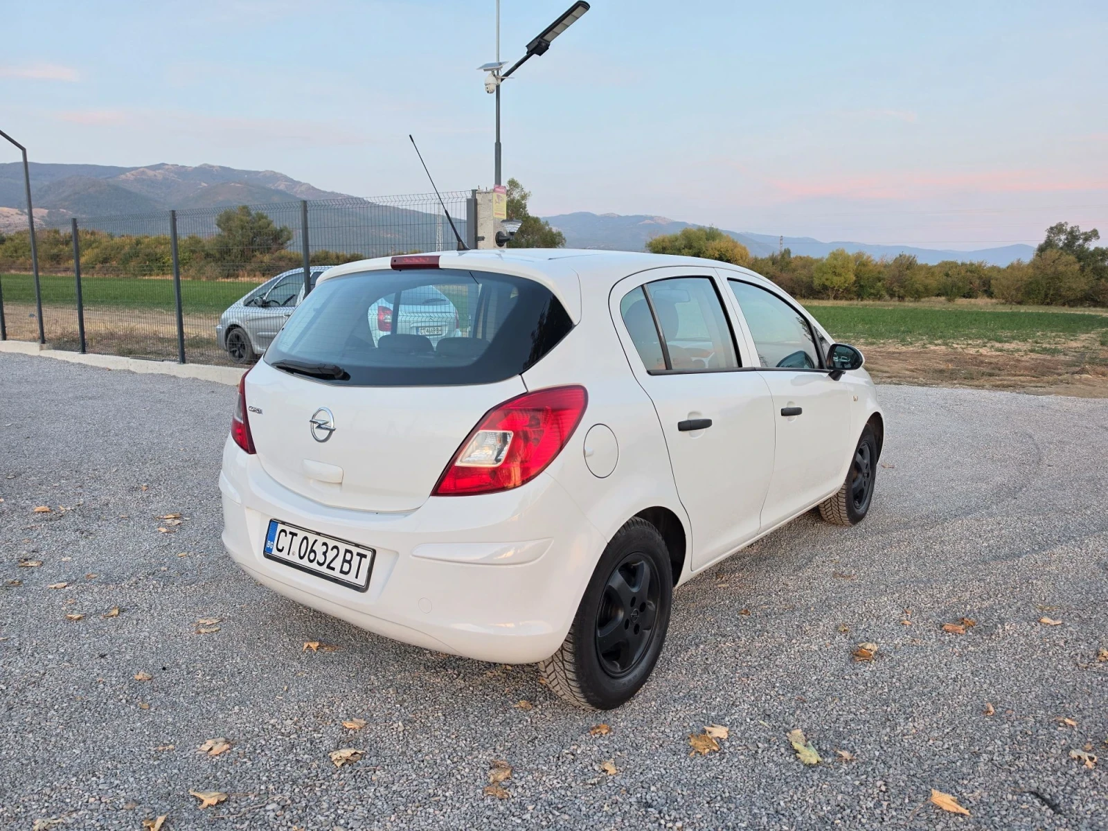 Opel Corsa 1.2 i EVRO 5 FACE-LIFT  | Mobile.bg � ����������� 7