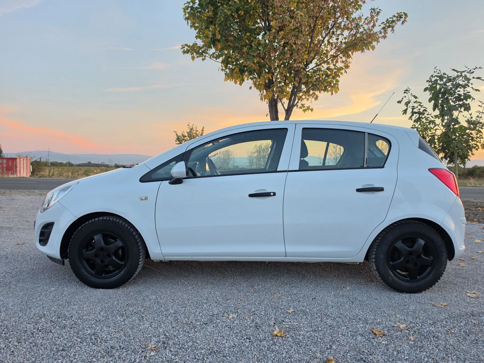 Opel Corsa 1.2 i EVRO 5 FACE-LIFT  | Mobile.bg � ����������� 4