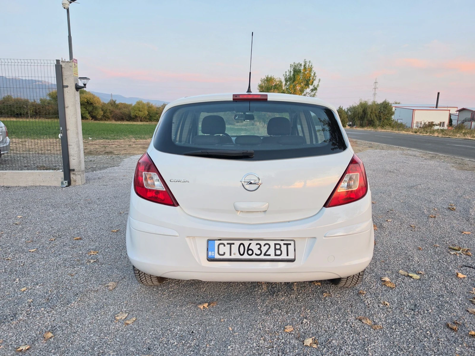 Opel Corsa 1.2 i EVRO 5 FACE-LIFT  | Mobile.bg � ����������� 6