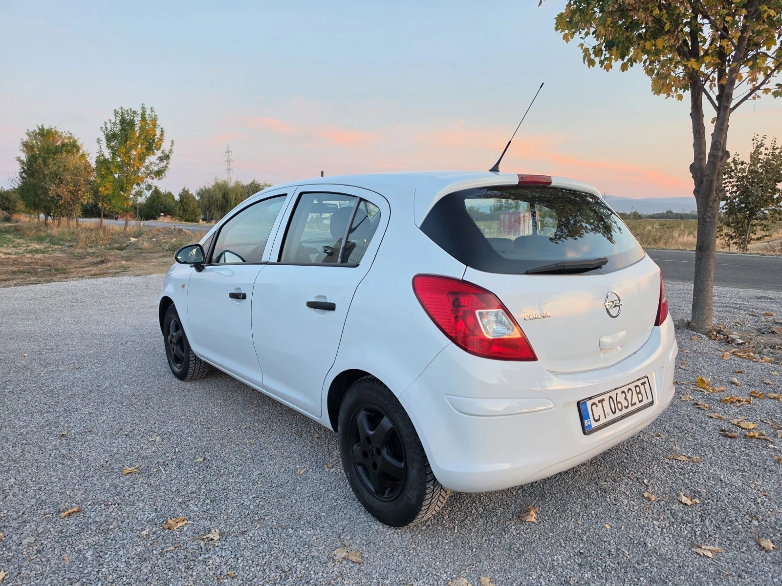 Opel Corsa 1.2 i EVRO 5 FACE-LIFT  | Mobile.bg � ����������� 5