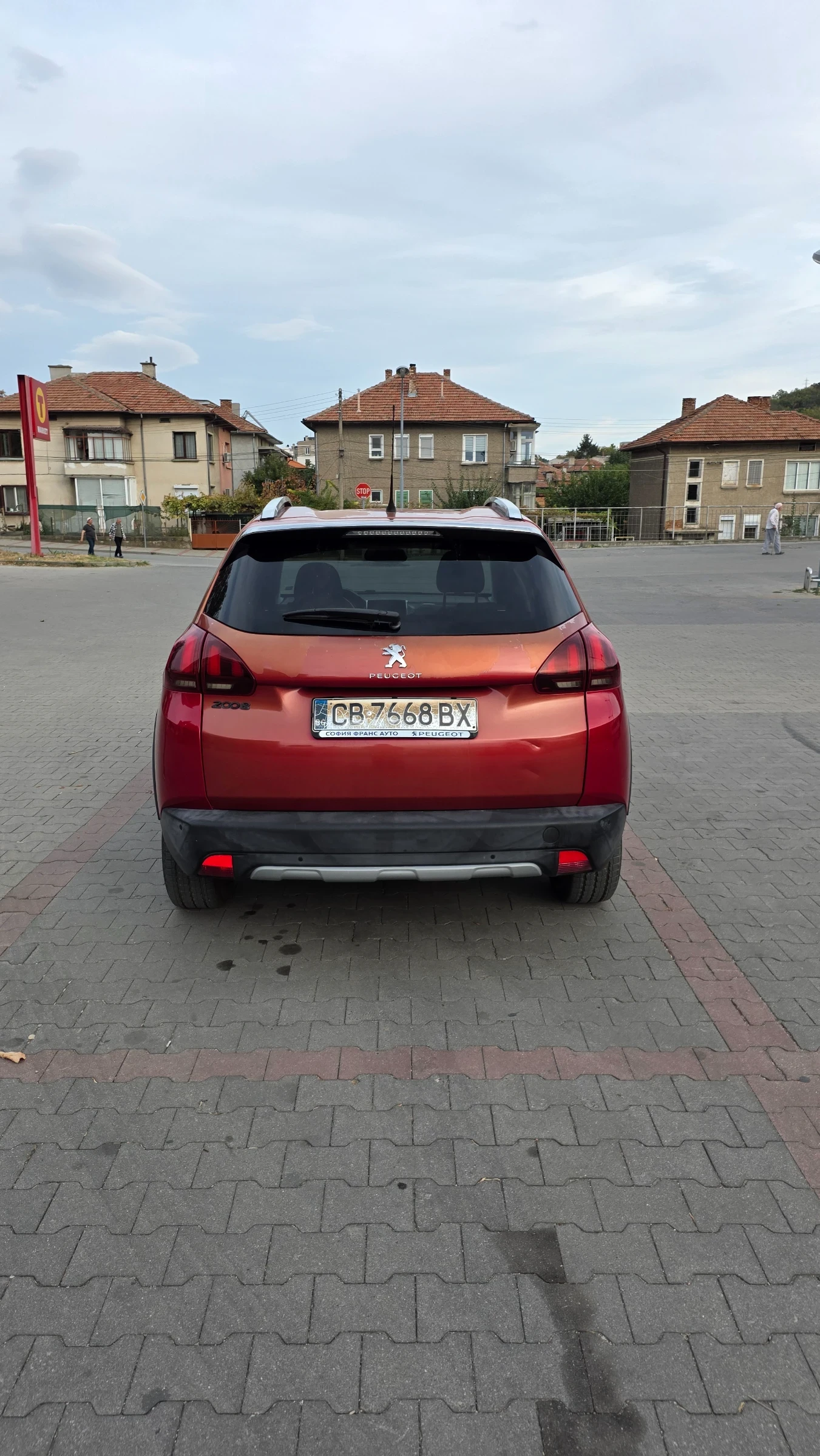 Peugeot 2008, снимка 2 - Автомобили и джипове - 56451602