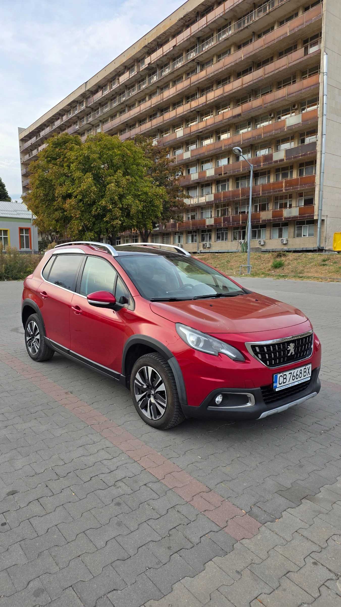 Peugeot 2008, снимка 3 - Автомобили и джипове - 56451602