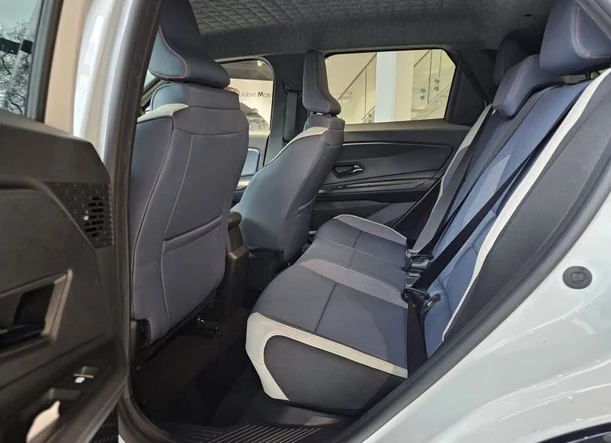 Nissan Micra 52kwh/150HP/EVOLVE/416km/NAVI/CAM/975z | Mobile.bg � ����������� 11