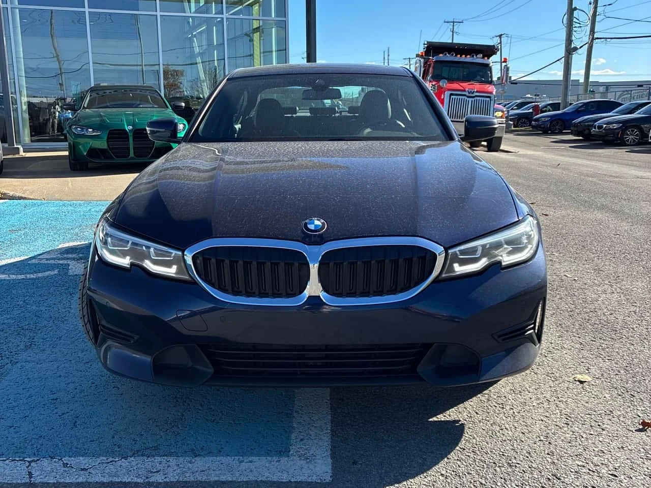 BMW 330 i xDrive | CARFAX | ������ ���������������� �� BMW | Mobile.bg � ����������� 2