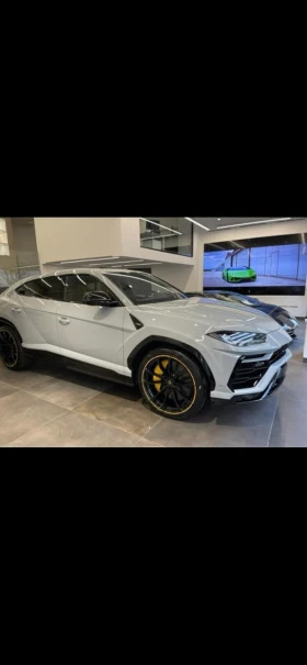     Lamborghini Urus Lamborghini Urus Capsule Edition / PanoDach B&O 23