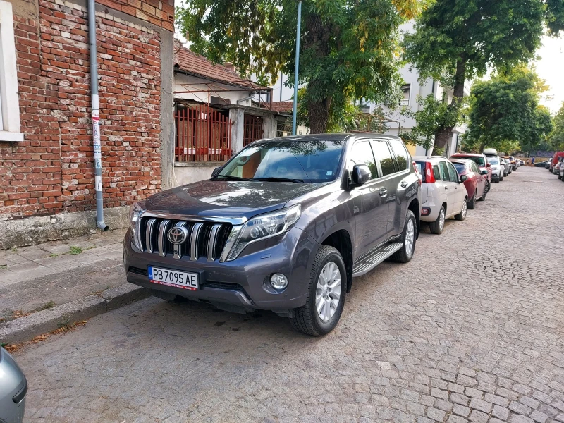 Toyota Land cruiser 2.8 AWD Executive Premium, снимка 15 - Автомобили и джипове - 44874446