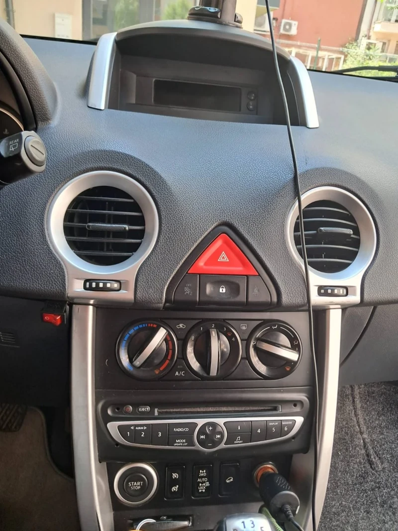 Renault Koleos, снимка 7 - Автомобили и джипове - 50752699