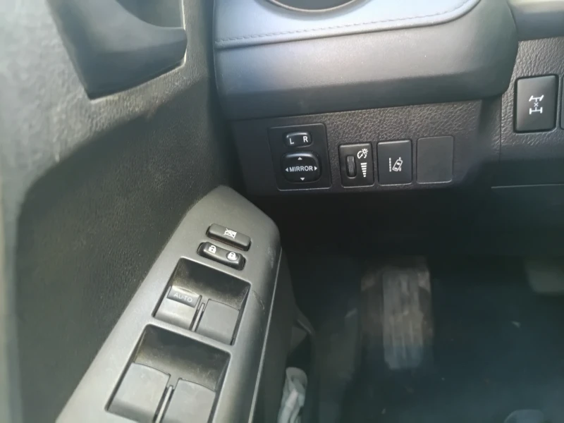 Toyota Rav4 2.5I 4x4  на ЛИЗИНГ-ЛЕСНО И БЪРЗО , снимка 14 - Автомобили и джипове - 52686065