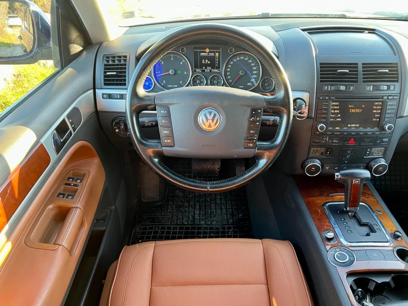 VW Touareg 3.0 TDI V6 Сменени Вериги, снимка 7 - Автомобили и джипове - 52949086