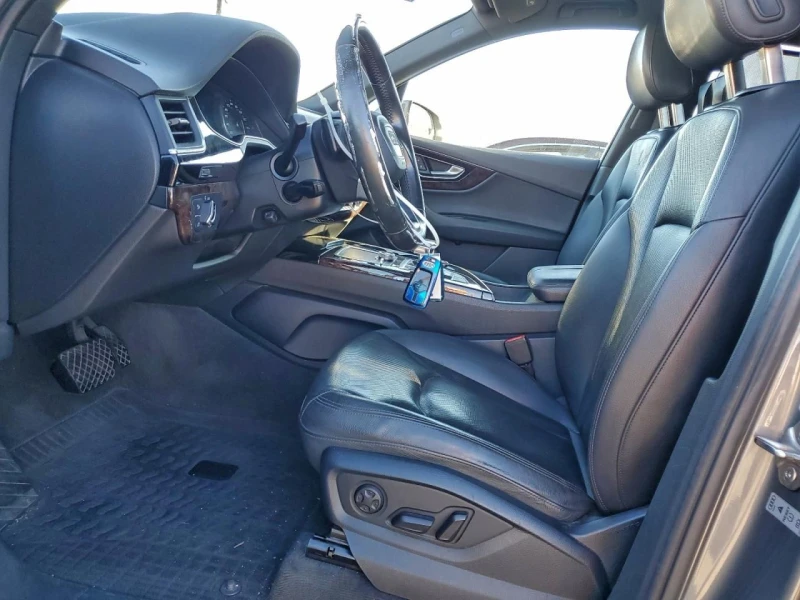 Audi Q7, снимка 7 - Автомобили и джипове - 53047090