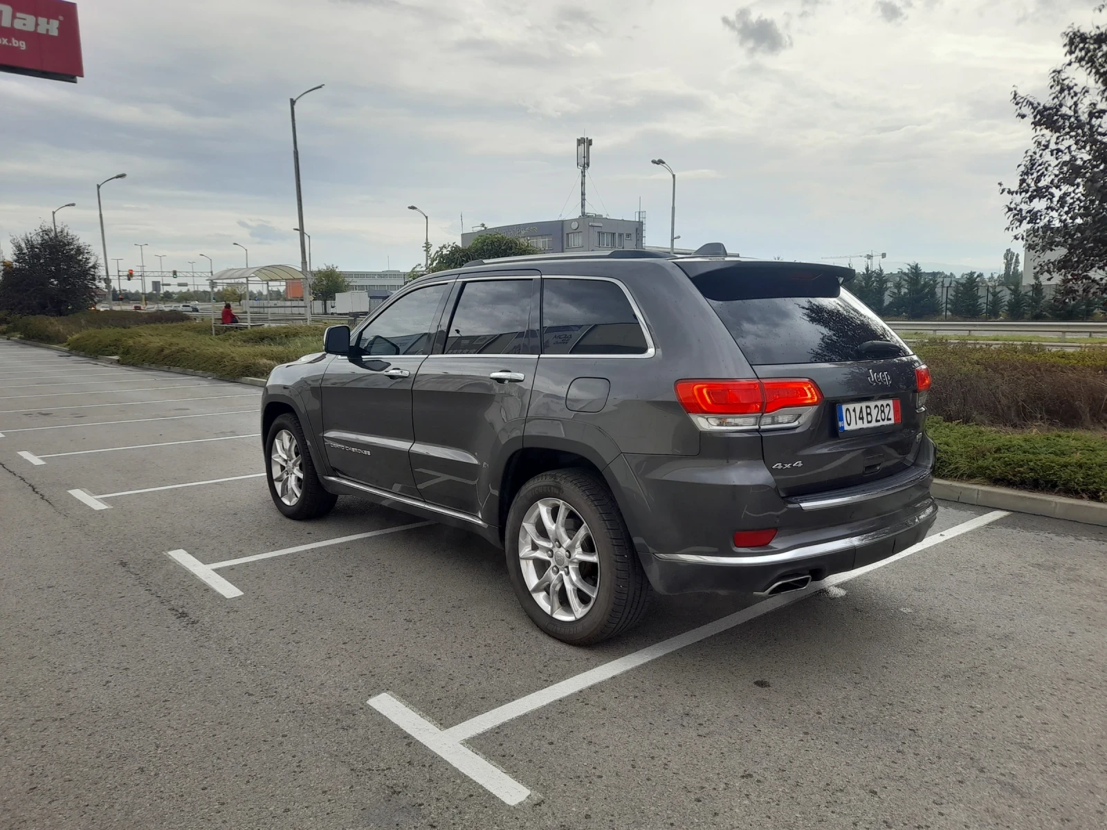 Jeep Grand cherokee SUMIT 3.6 - изображение 5