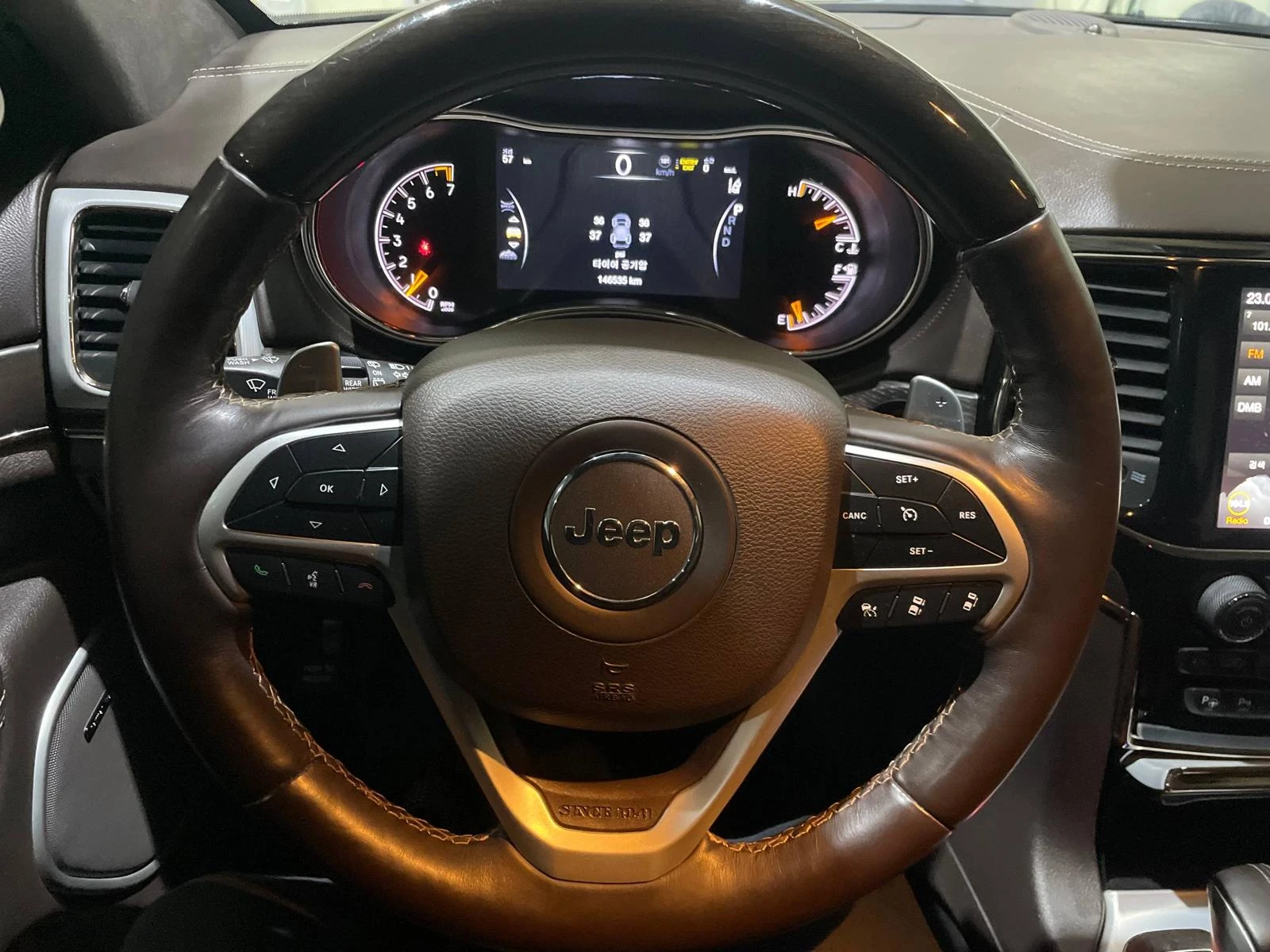 Jeep Grand cherokee 3.6 V6 ! Summit !, снимка 12 - Автомобили и джипове - 54138042