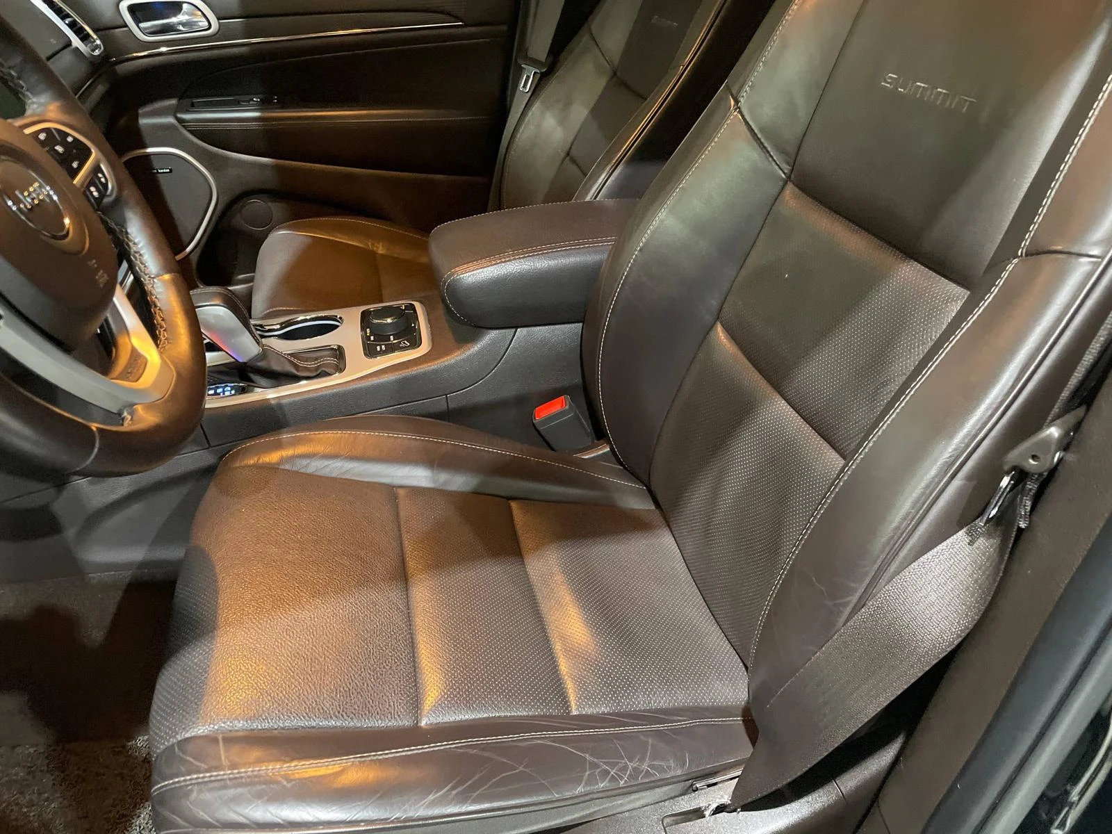 Jeep Grand cherokee 3.6 V6 ! Summit !, снимка 9 - Автомобили и джипове - 54138042