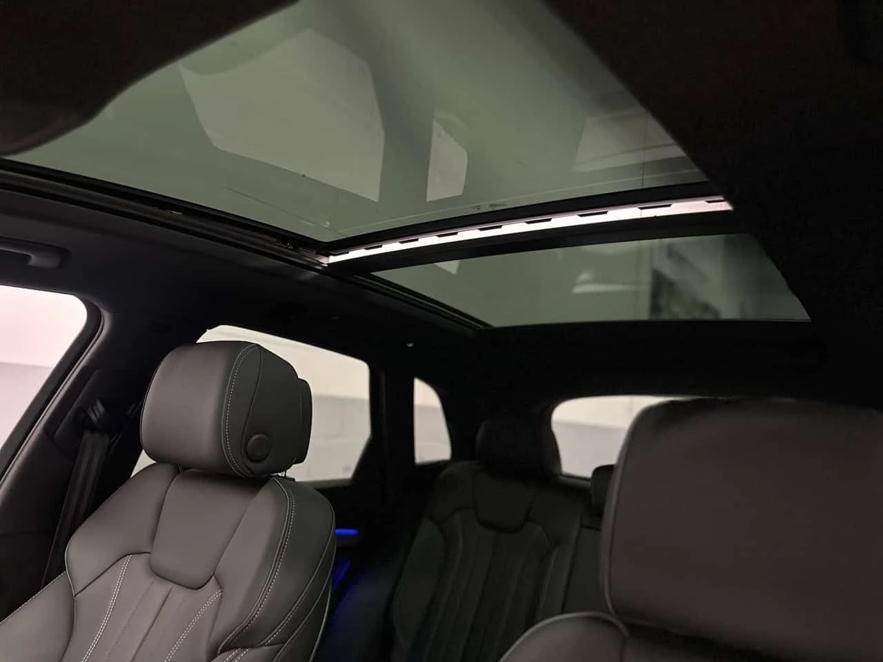 Audi Q5 * PROGRESSIV QUATTRO ~BLACK OPTIC EDITION~ 360 CAM, снимка 12 - Автомобили и джипове - 54893045
